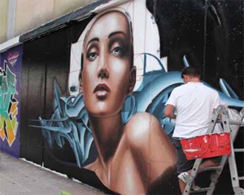 Los graffitis de gran tamaño exigieron soluciones arriesgadas