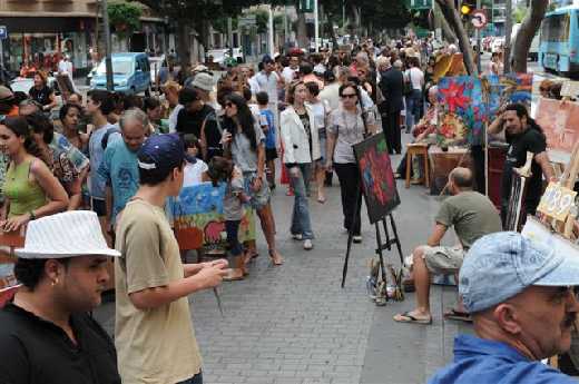 Concurso de Pintura Rápida al Aire Libre, ciudad de las Palmas de Gran Canaria, organizado por la Asociación de Empresarios de la Zona Comercial Mesa y López