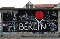 hispanos-en-el-muro-de-berlin-2-entrega
