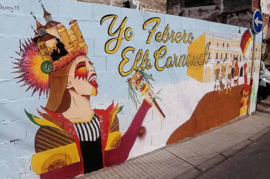 Violeta autora de =Yo Febrero Ella el Carnaval=