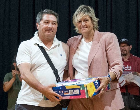 Entrega el 1º premio la alcaldesa de Camargo en funciones, Esther Bolado