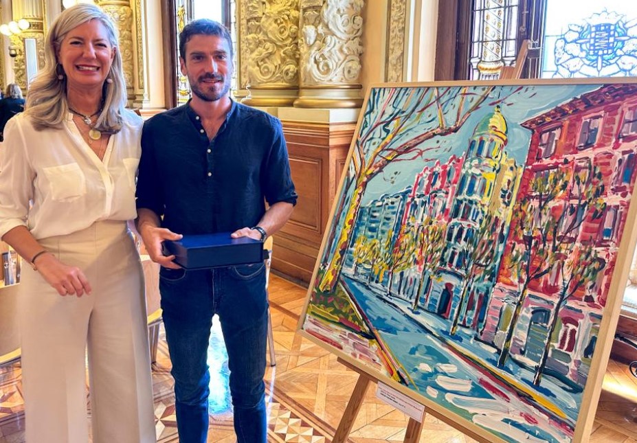 Pulsa para ampliar Carlos Casado Godoy recibe el 1º Premio de Pintura Rápida San Pedro Regalado