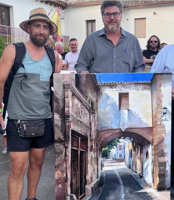 Pulsa para ampliar Jesús Alcolea entrega el 1º premio y la Medalla de la AEPE