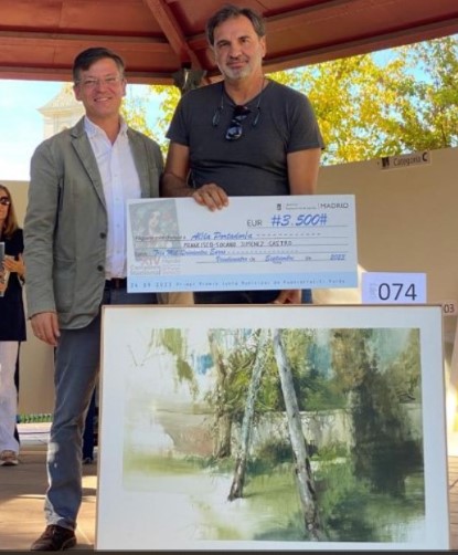 Entrega del 1º premio dotado con 3.500 euros a Francisco Solano 