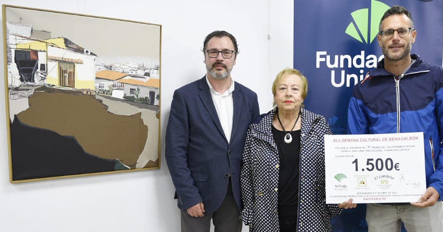 Entrega del 1º premio de 1.500 € a Eduardo Gómez Query