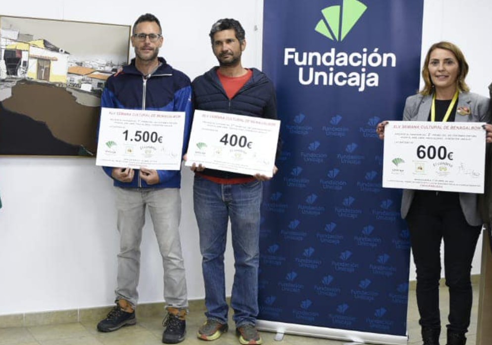 Los tres premiados: Por la izquierda Eduardo Gómez Query, Álvaro Manen Ranex y Carmela Jesús Ferrer Ortega 