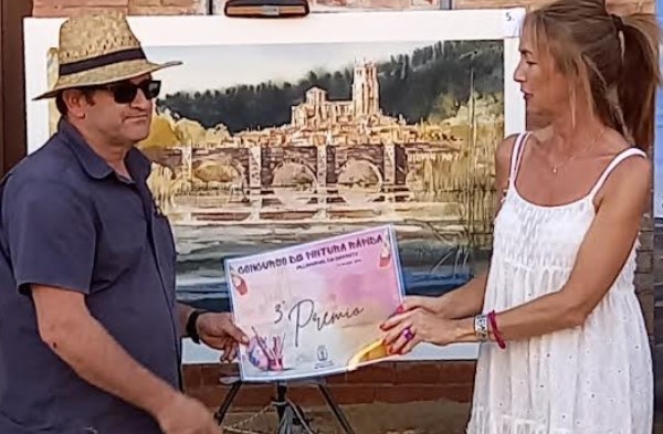 Pulsa para ampliar Entrega del 3º premio de 300 € a Raúl Sánchez Muñoz