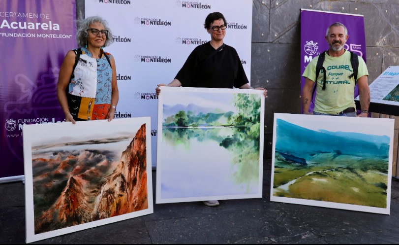 Por la izquierda 3º premio Mercedes Ballesteros, 2º premio Isabel Seidell y LOLO Serantes 1º premio