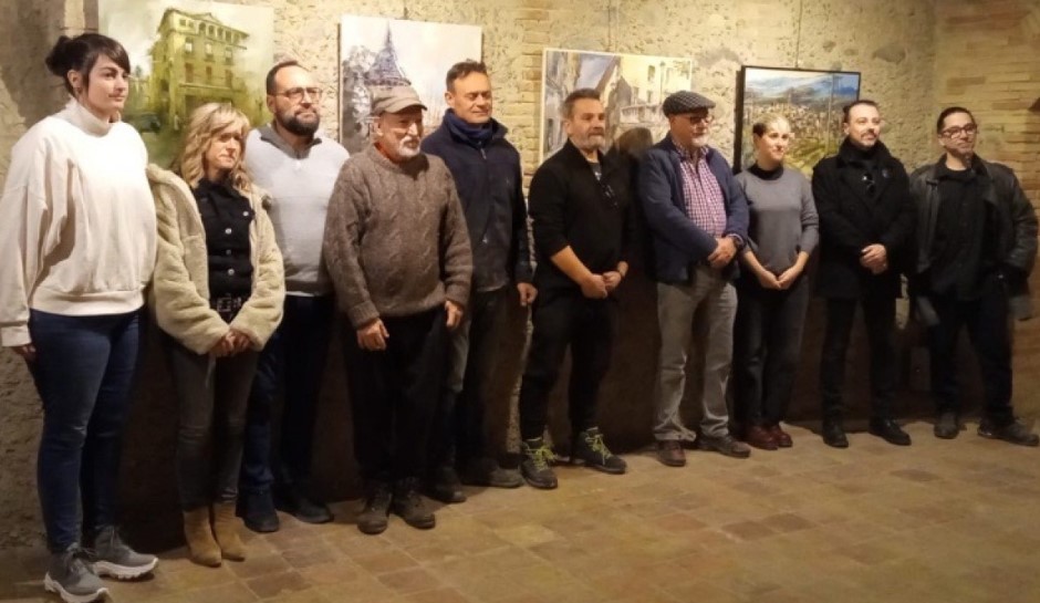 Pulsa para ampliar La concejala de Cultura, Aida Montoya, con el jurado y los premiados