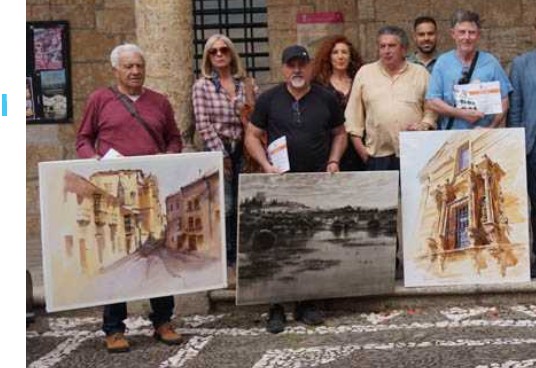 Pulsa para ampliar Los tres premios, por la izquierda el 3º premio, el 2º premio y el 1º premio