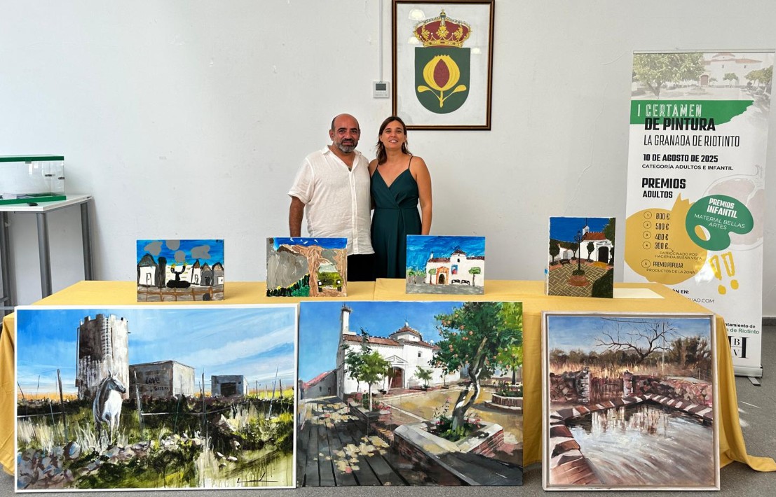 Los tres primeros  premios. Por la izquierda:  2º, 1º y 3º  premios 