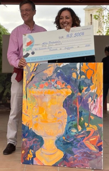Pulsa para ampliar Entrega del 1º premio a Irene Pérez Sánchez