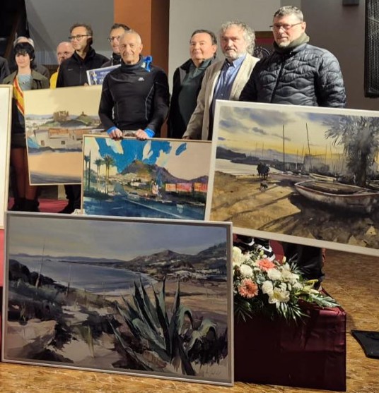 Abajo la obra de Ana Sánchez Lucas y a la derecha Juan Gallego Martínez