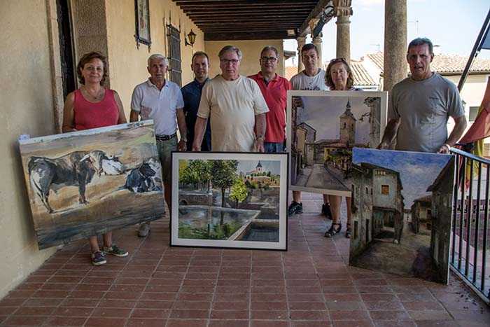 victoria-moreno-en-el-concurso-de-pintura-de-fuentelencina-guadalajara